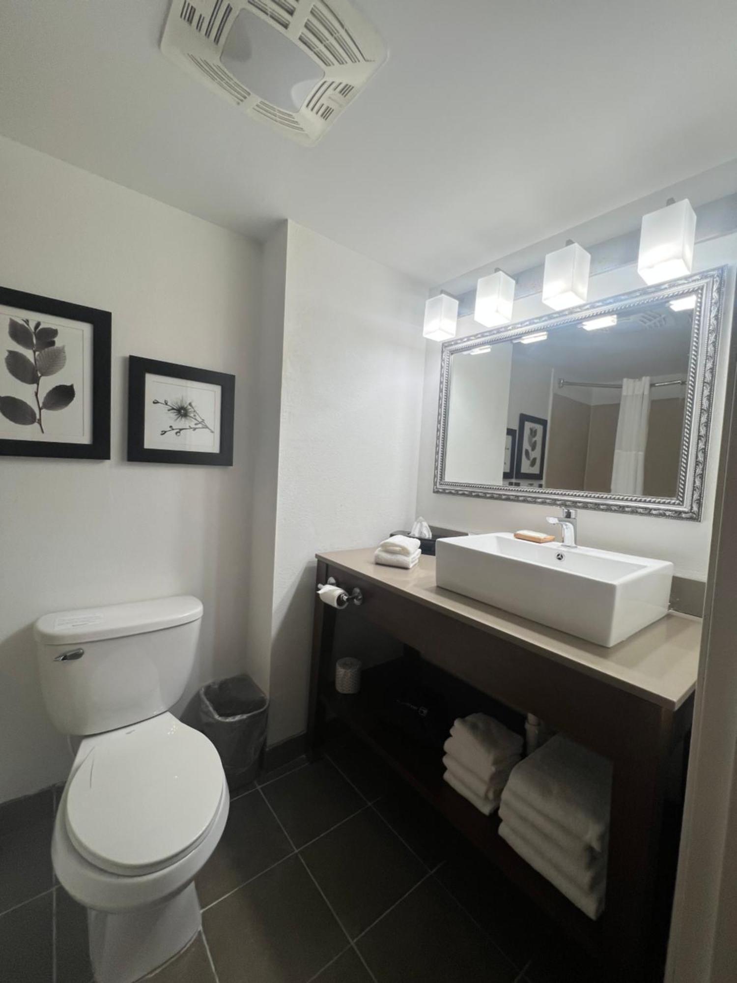 Country Inn & Suites By Radisson, Wytheville, Va Exteriör bild
